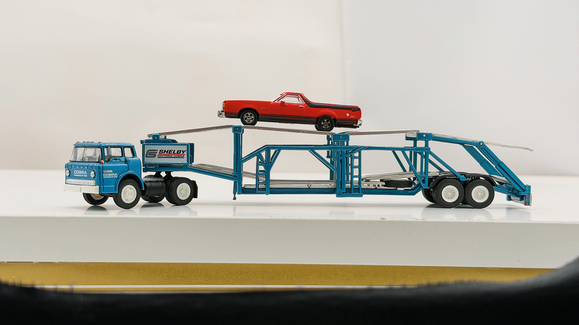 Autotransport-Auflieger Mercedes-Benz