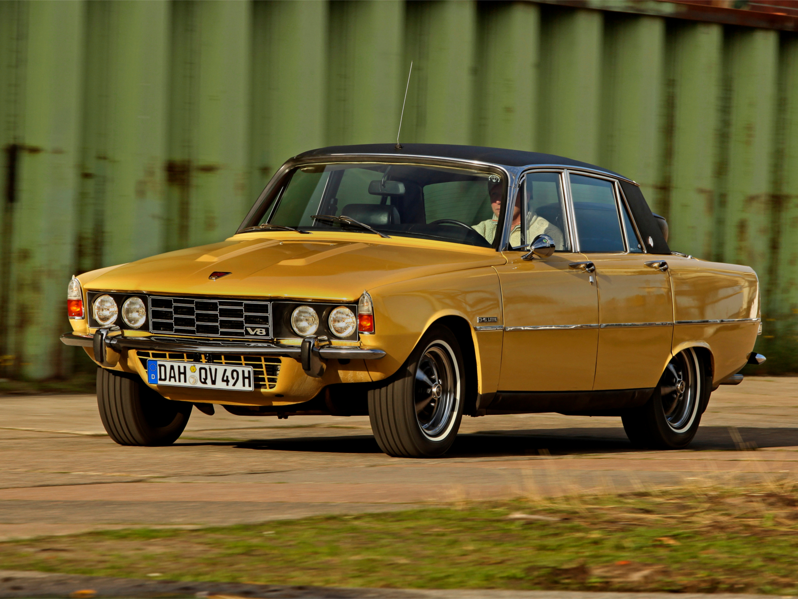 Rover P6