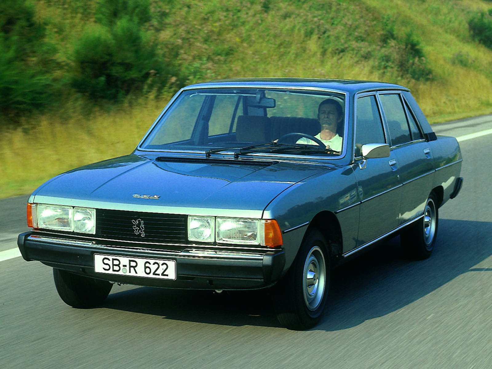 Peugeot 604
