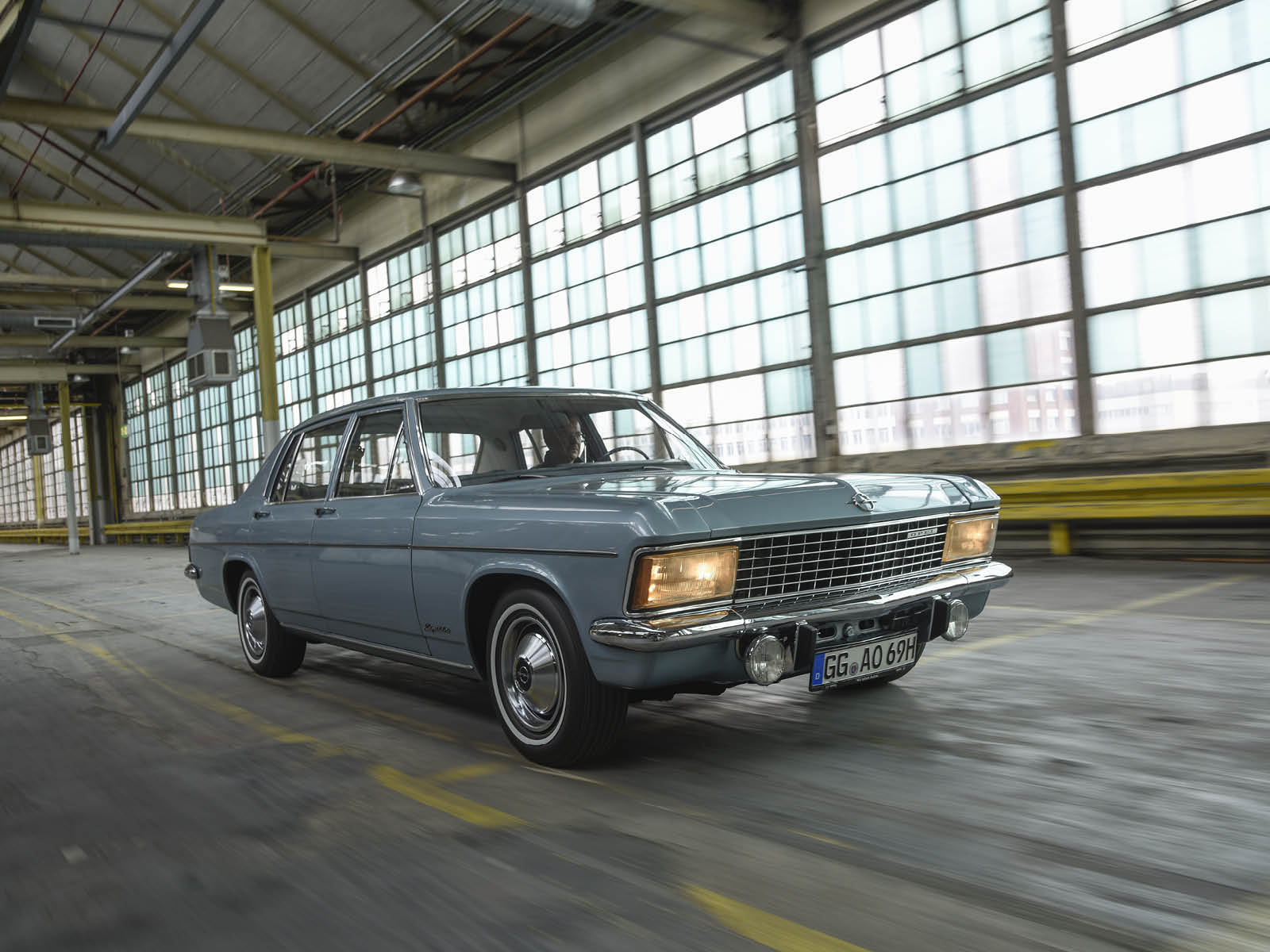 Opel Admiral