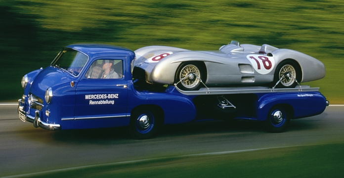 Mercedes Benz Renntransporter 1955