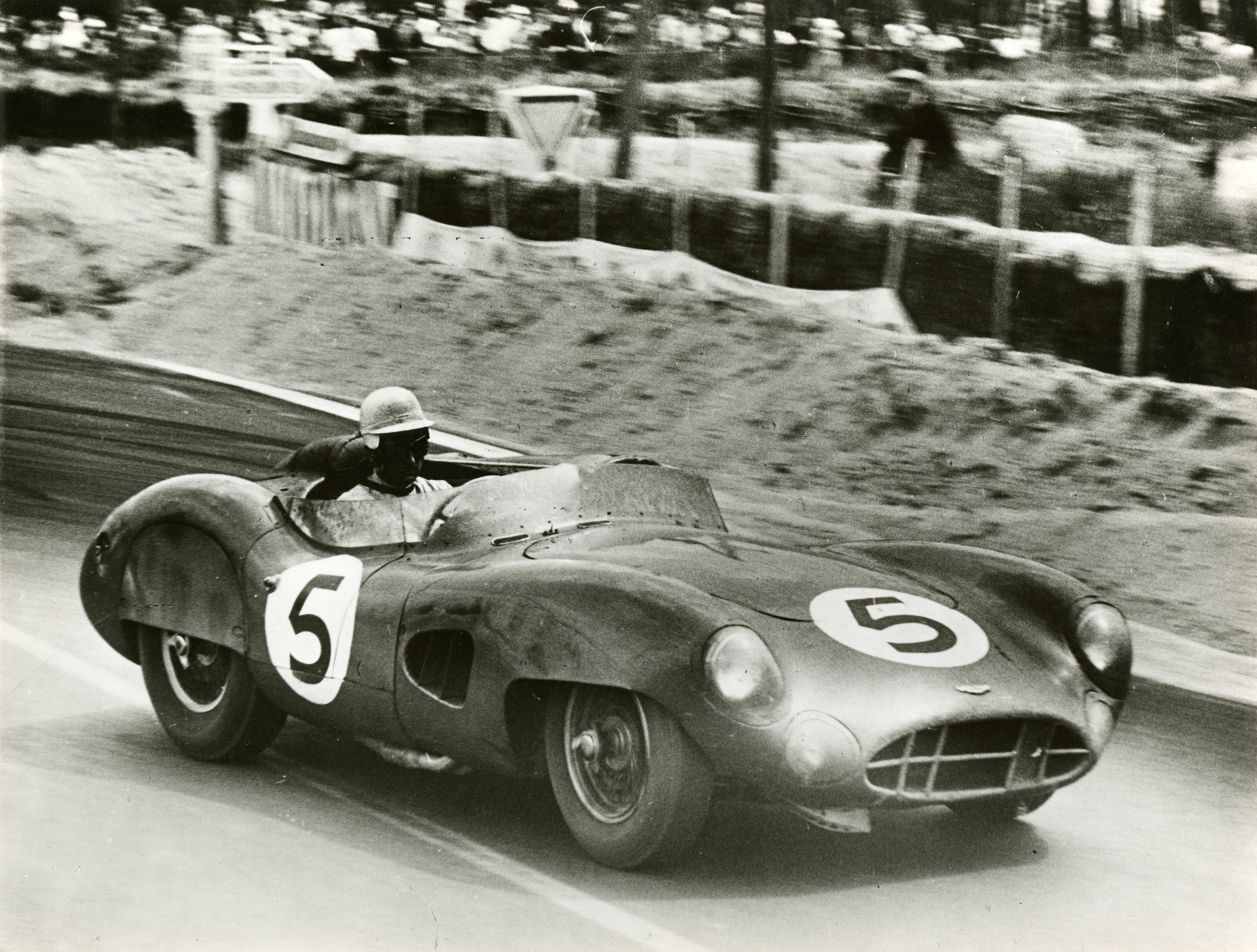Roy Salvadori Aston Martin Le Mans 1959