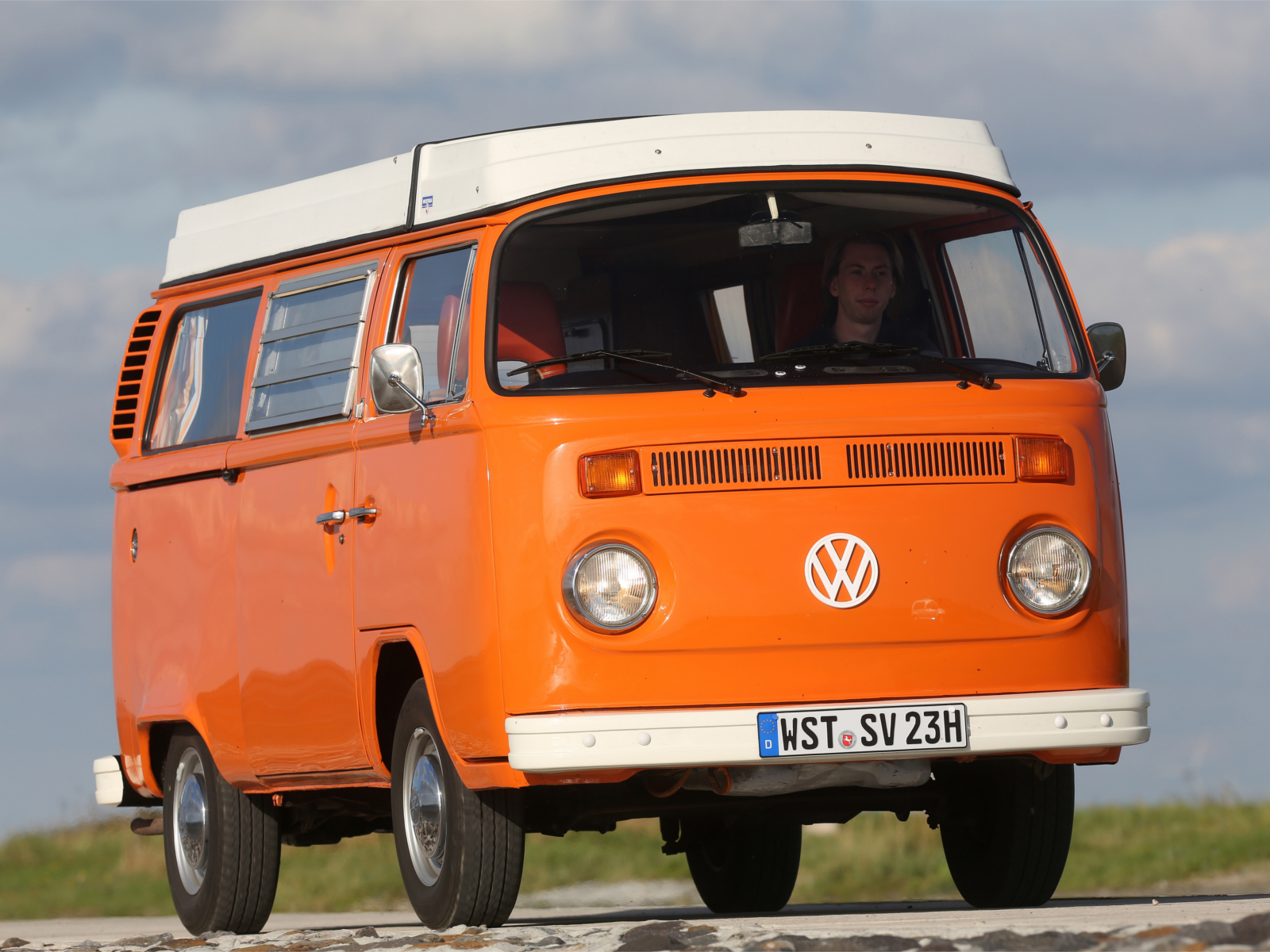 Volkswagen Bus T2 Westfalia