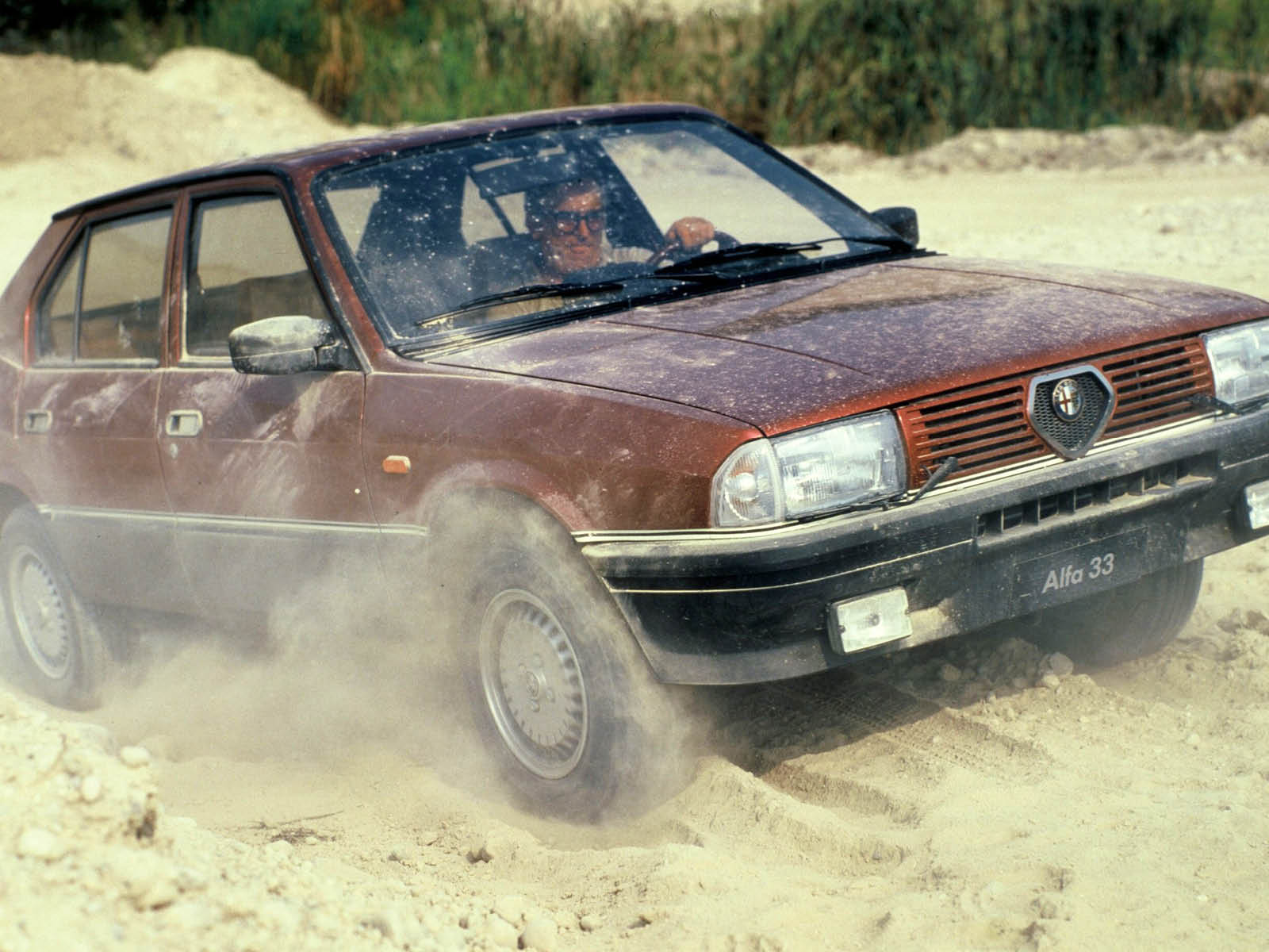 Alfa 33