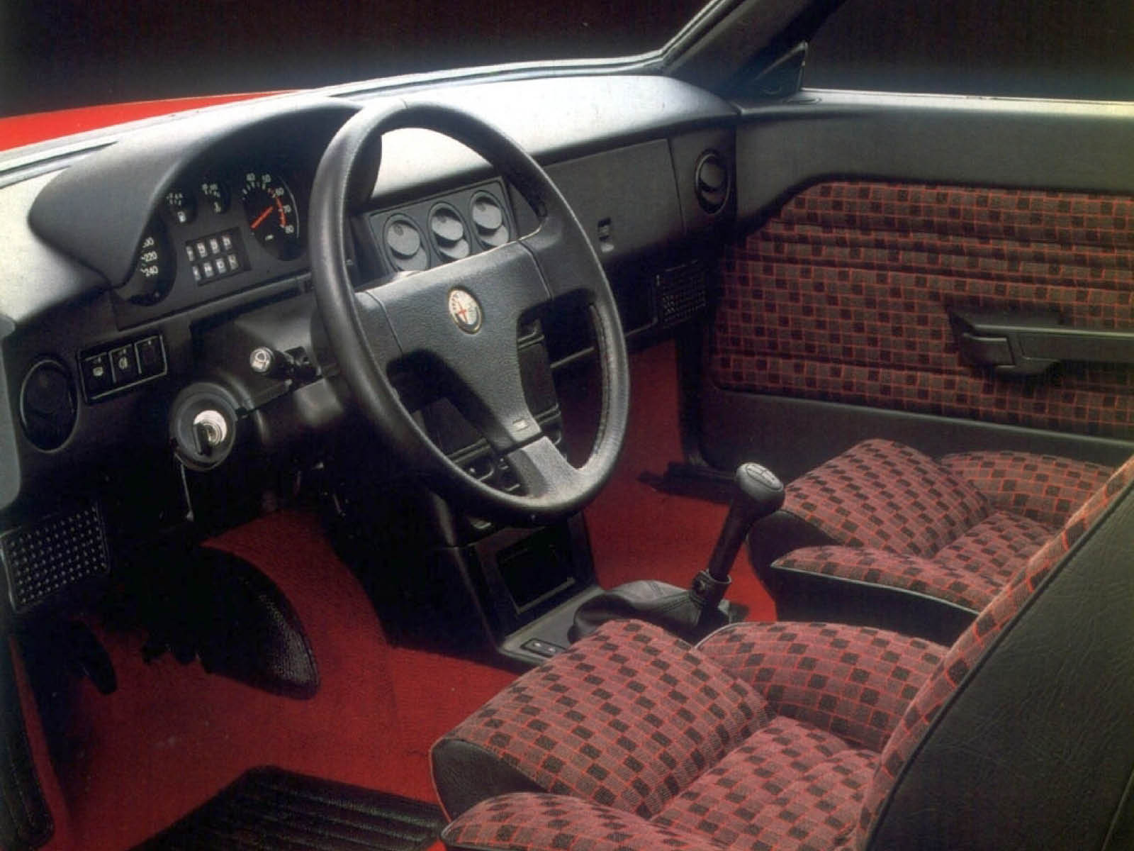 Alfa 33