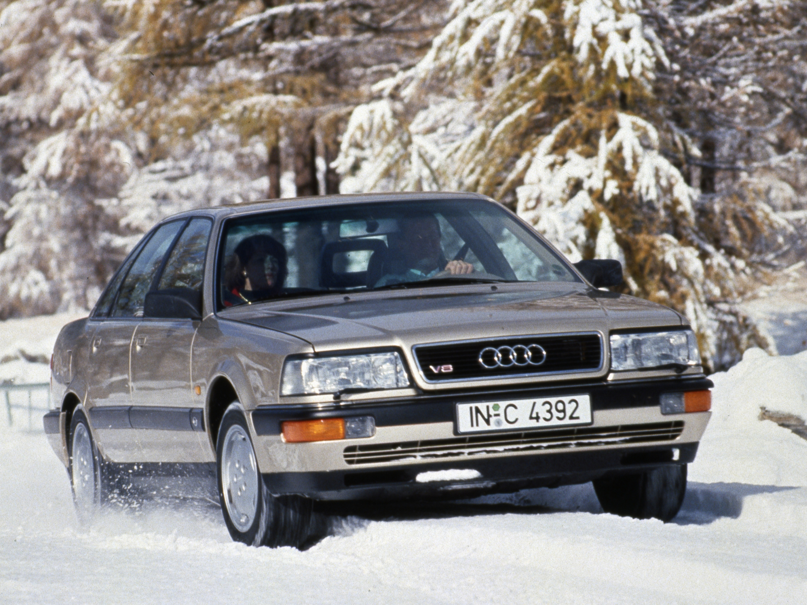 Audi V8