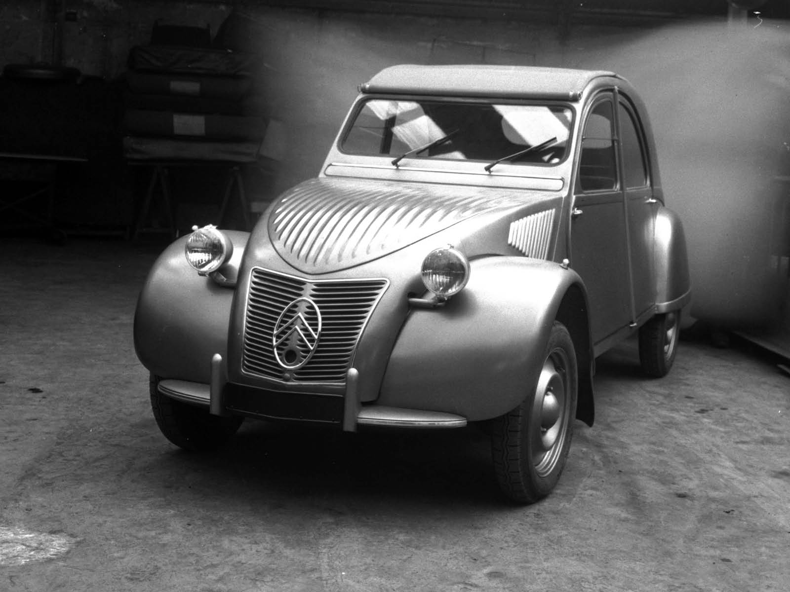 1948 bis 1949: Citroen 2CV 