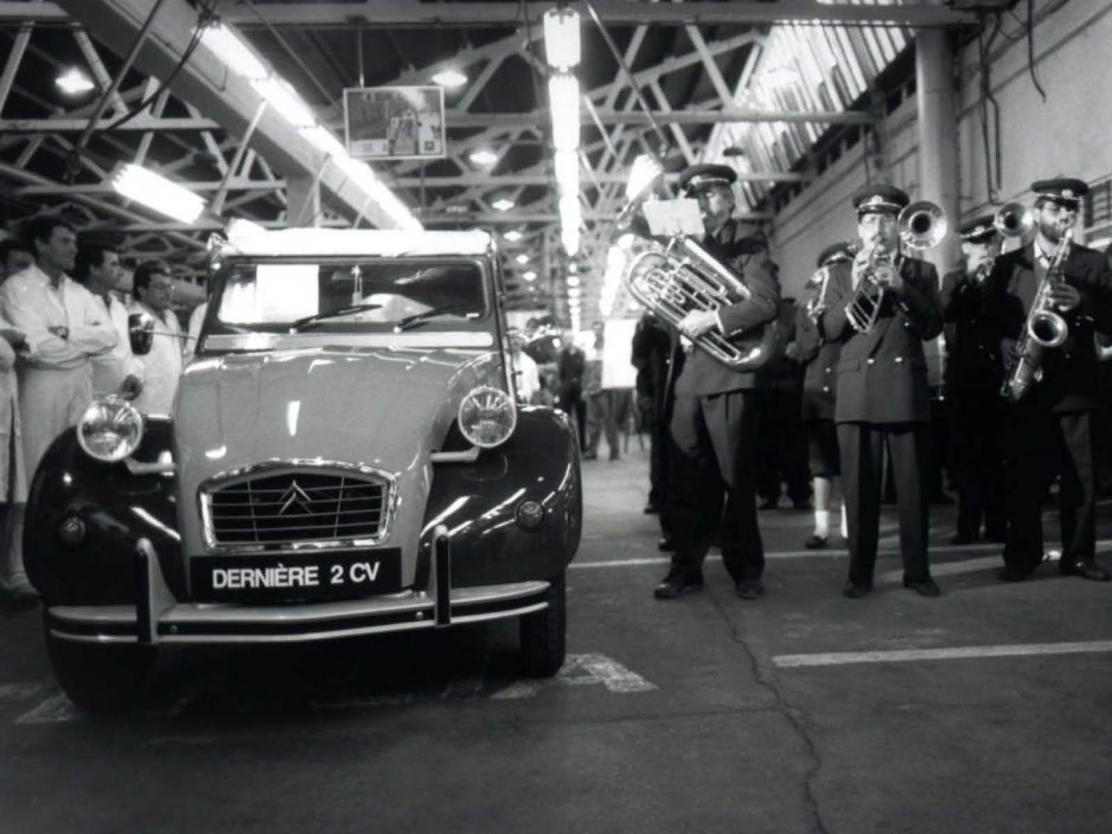1990: Citroen 2CV Derniere