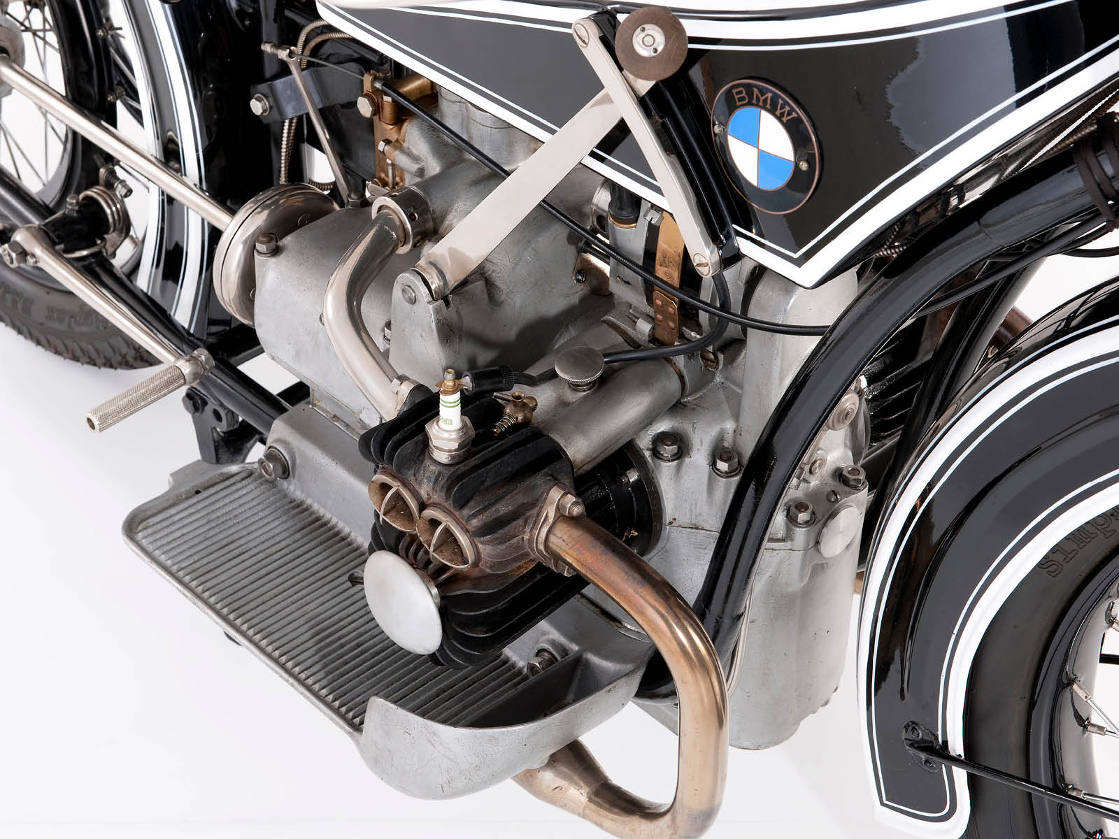 BMW R32   Das erste „Motorrad mit Propeller“ wird 100! 