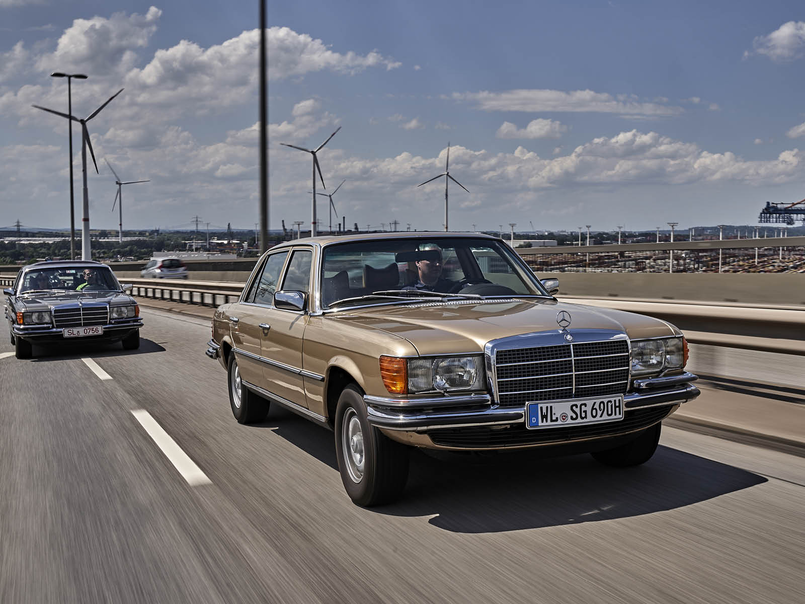 Mercedes-Benz450 03