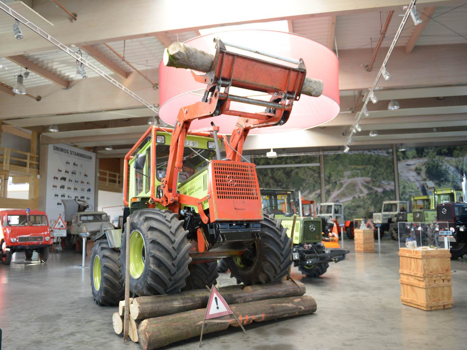 MB trac im Museum