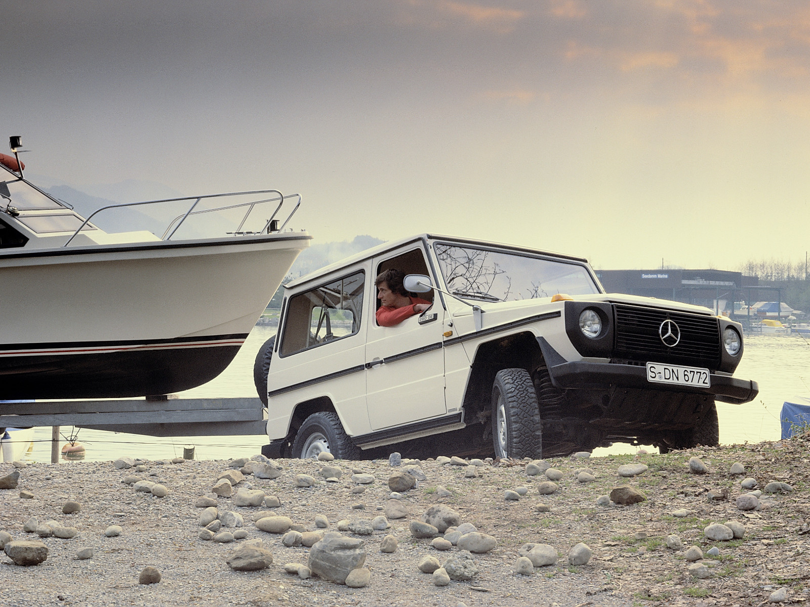 Mercedes-Benz G