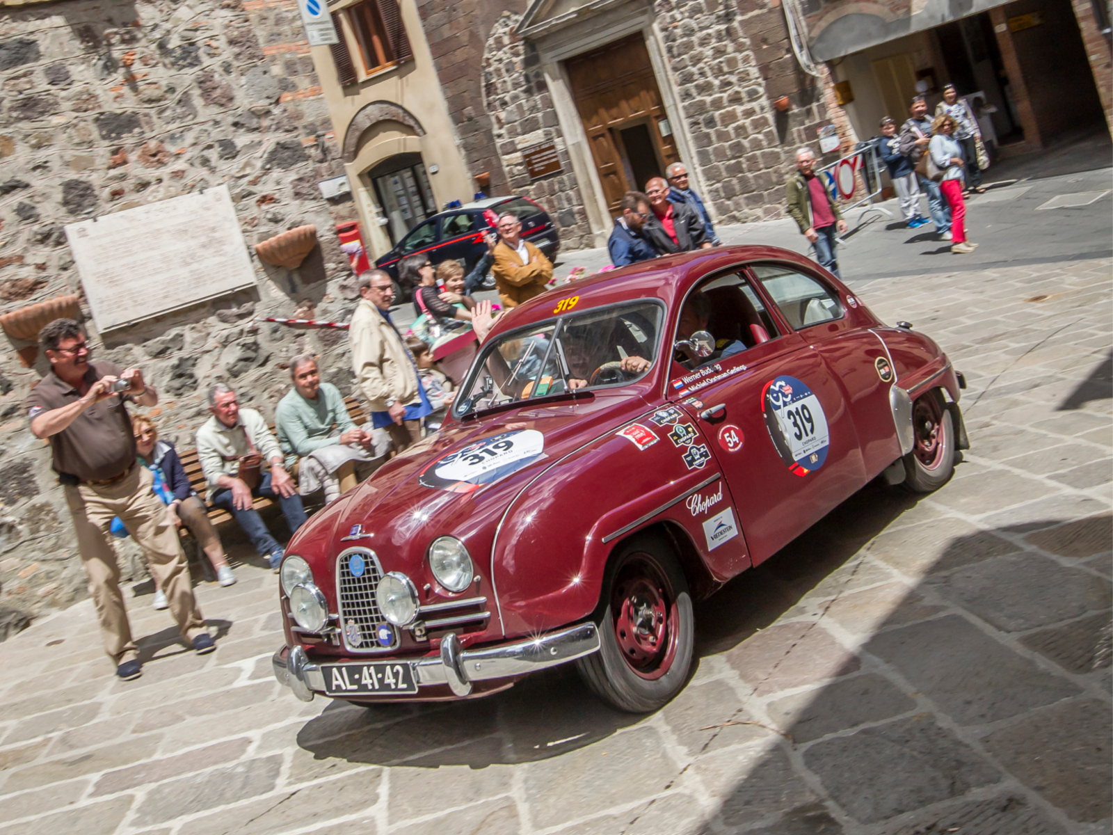 Mille Miglia Spendenaktion Oldtimer Markt Saab 93