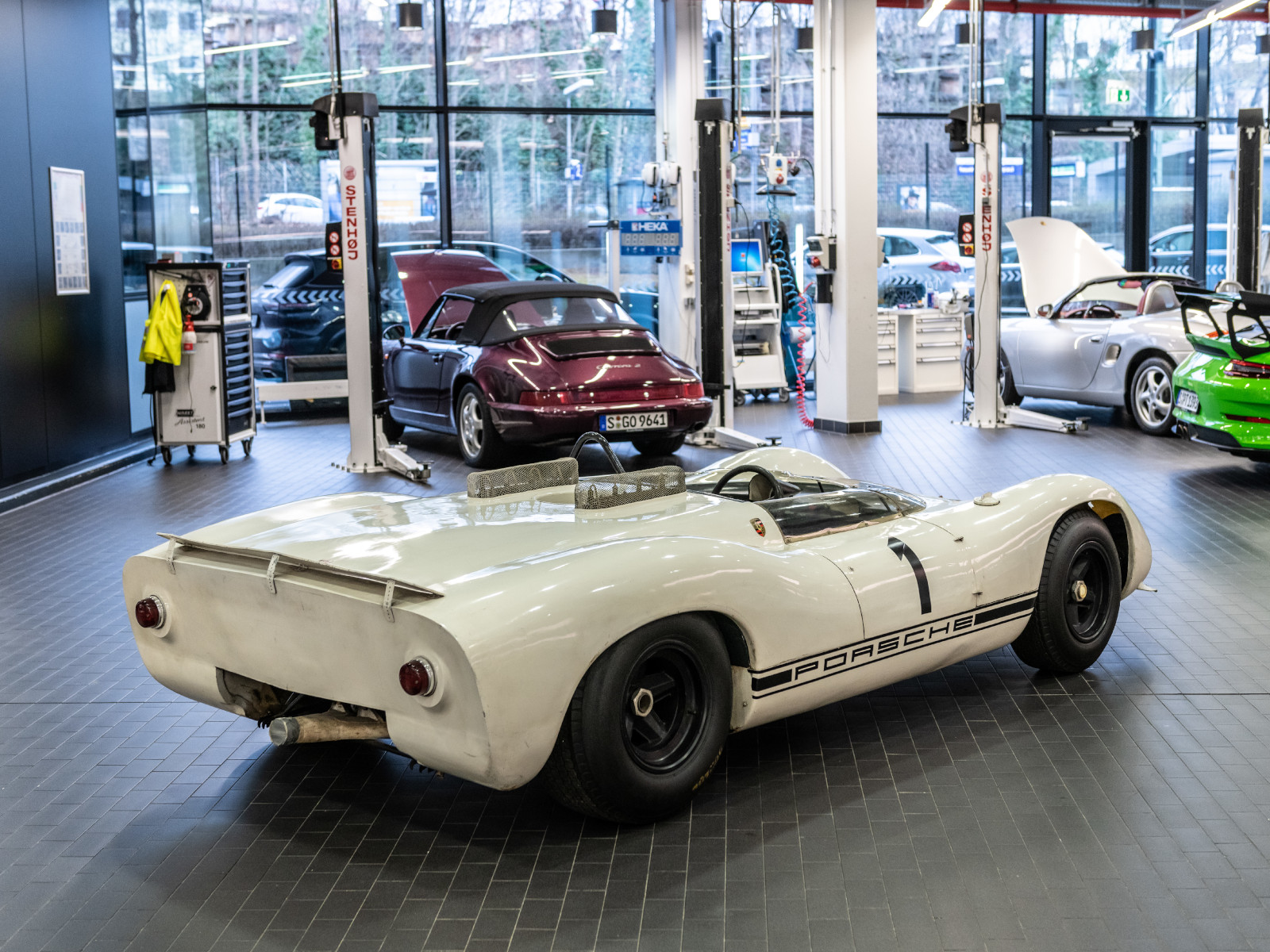 Porsche 910/8 Bergspyder