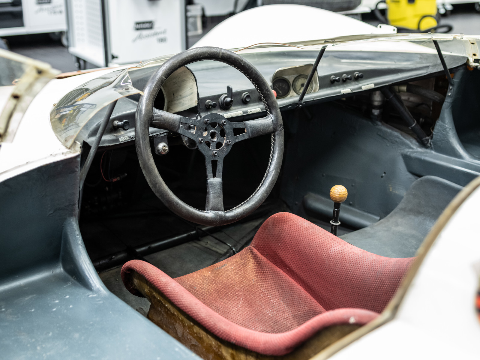 Porsche 910/8 Bergspyder