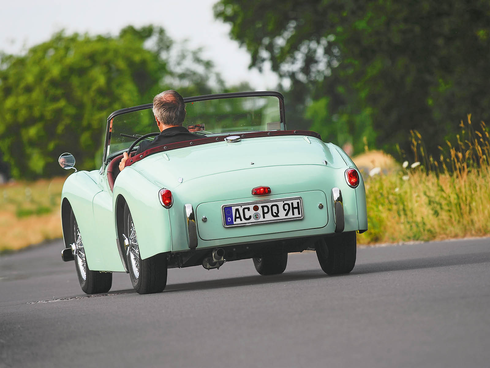 Triumph TR 2 Fahrbild