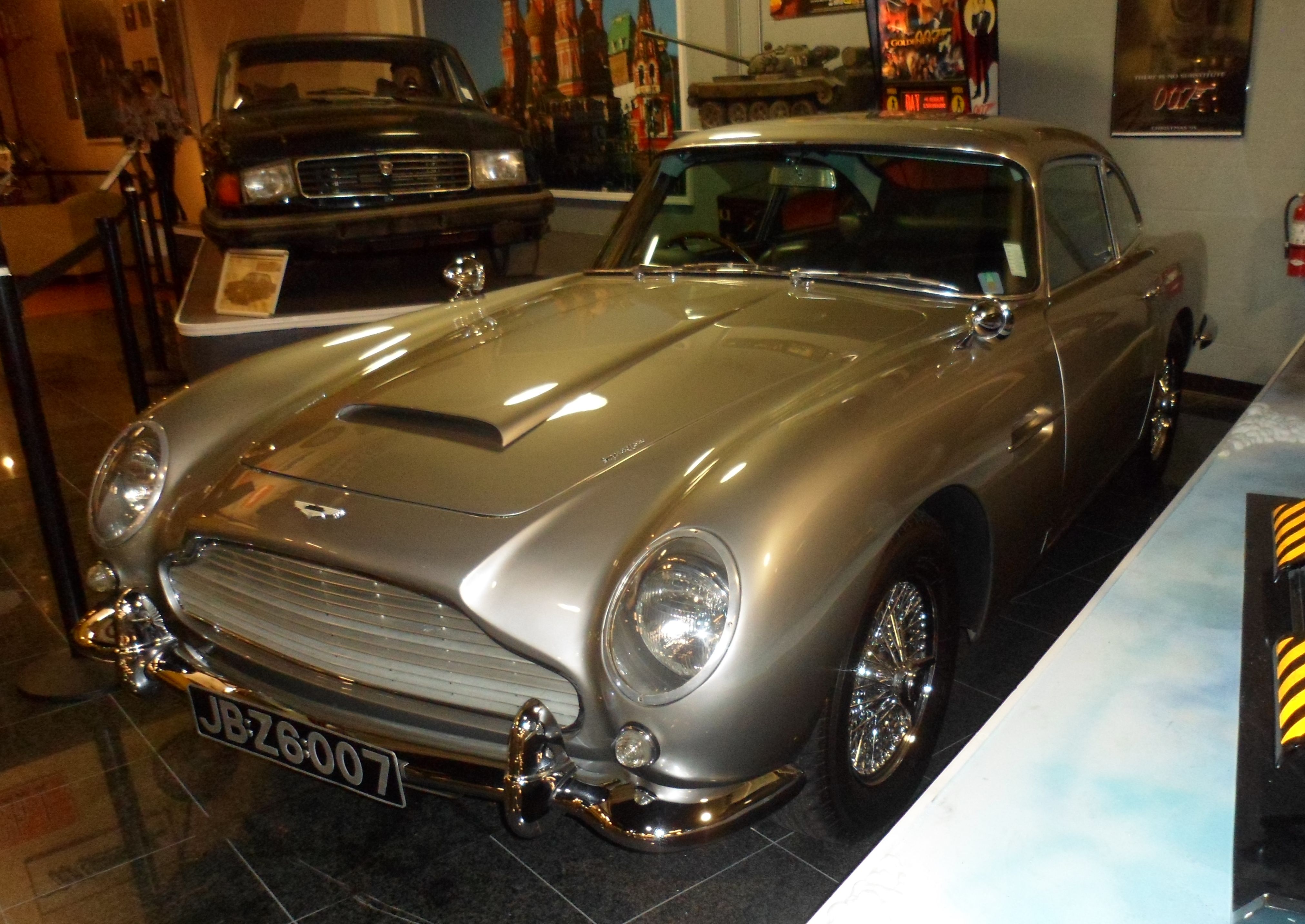 Aston Martin DB5 James Bond