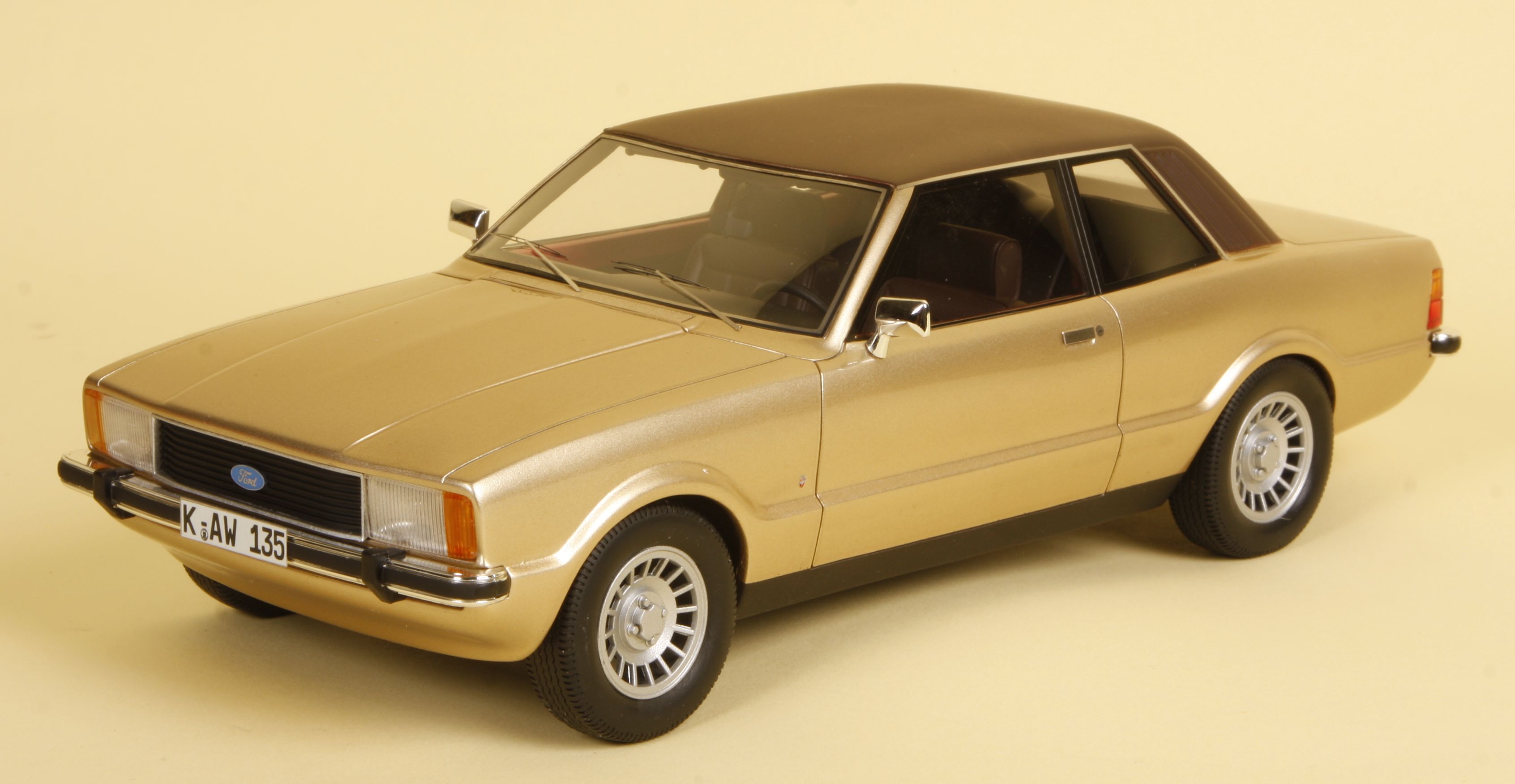 (1:18) Ford Taunus Mk II 2.0 V6 Ghia von Neo