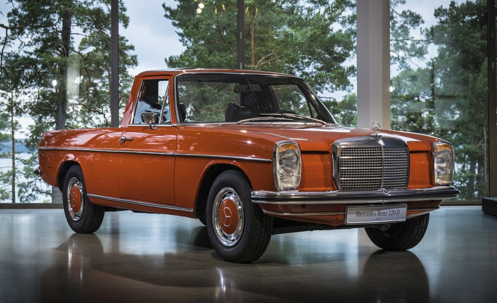 Mercedes Benz W115 Strichacht Pick-up