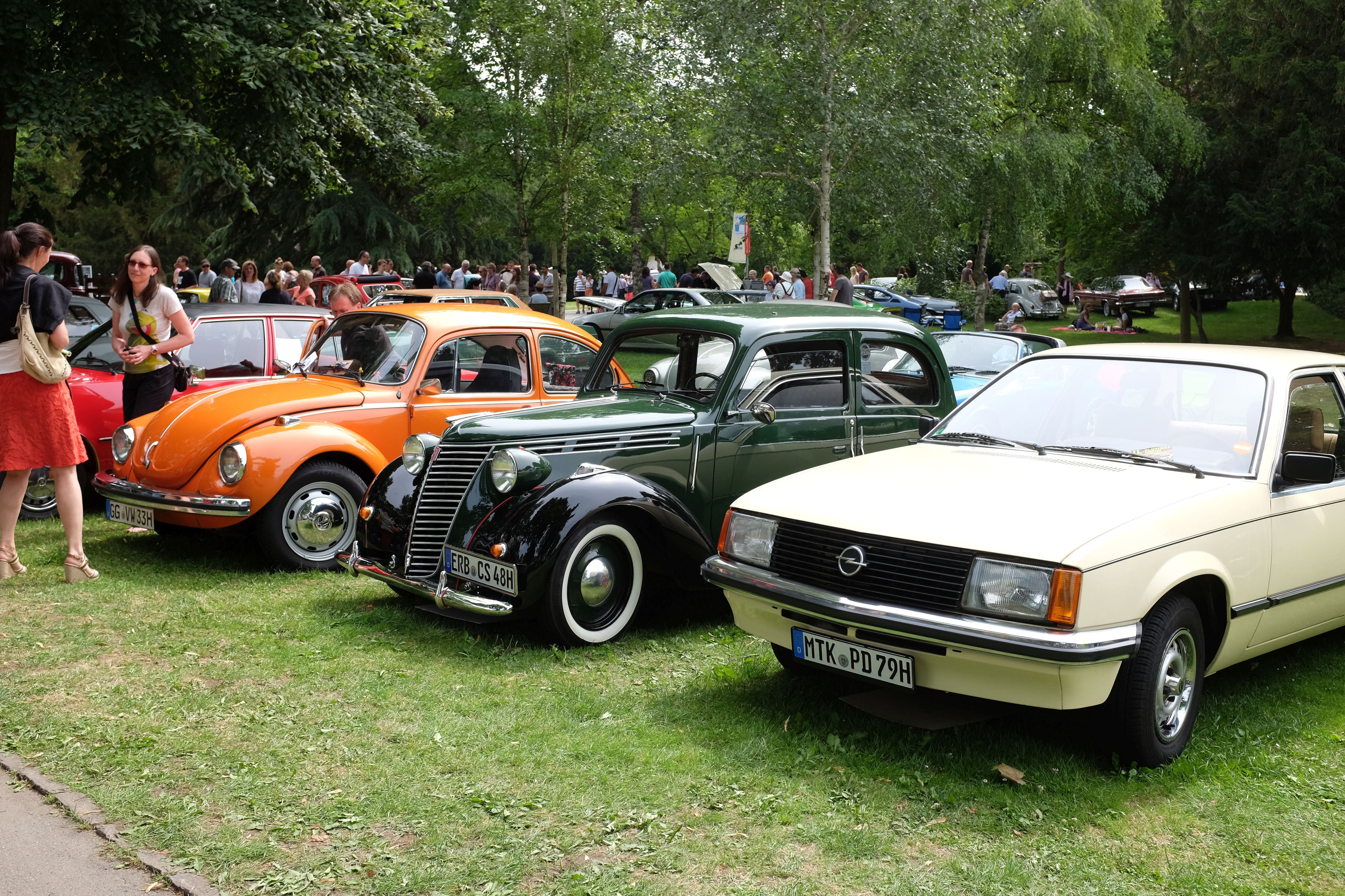 Klassikertreffen an den Opelvillen