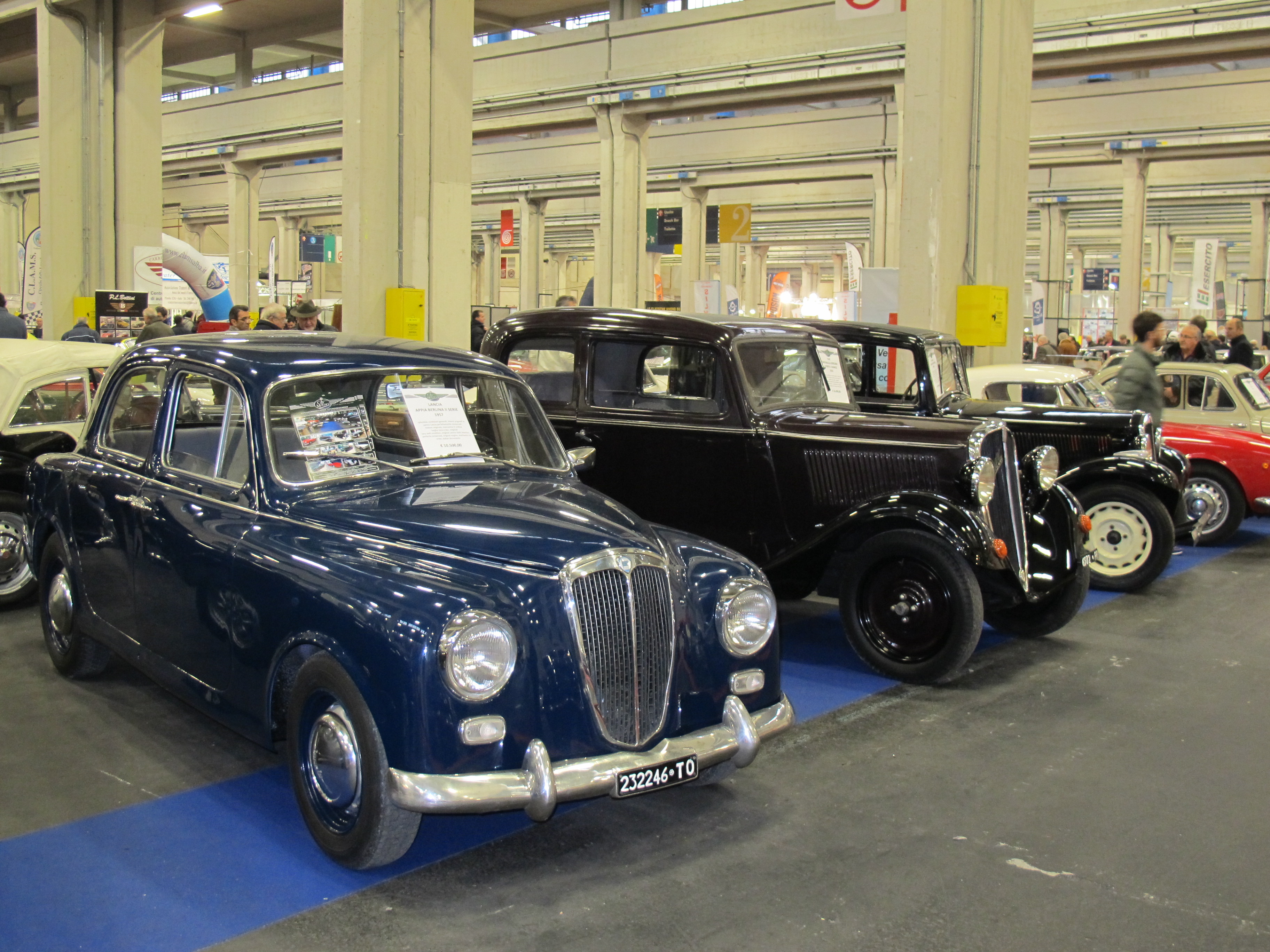 Auto­motoretrò